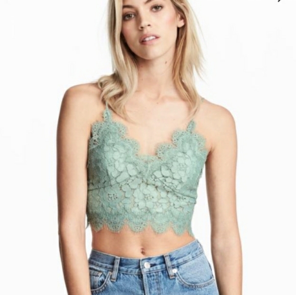 H&M Tops - H&M lace crop cami